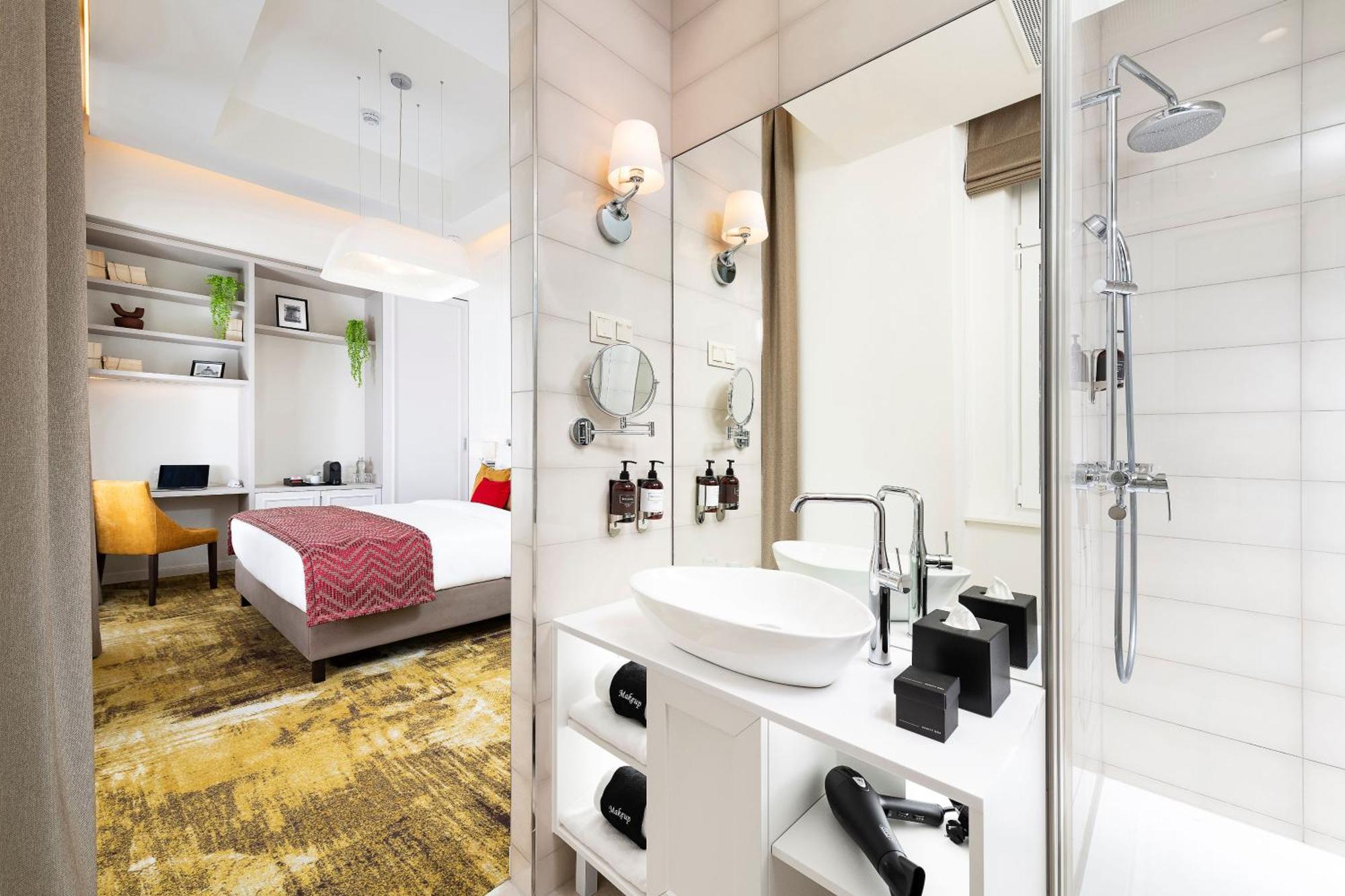 Three Corners Avenue Hotel بودابست المظهر الخارجي الصورة